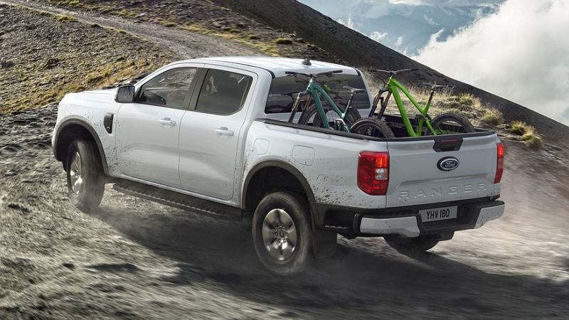 Новый Ford Ranger PHEV в Европе по мощности уступает только Raptor