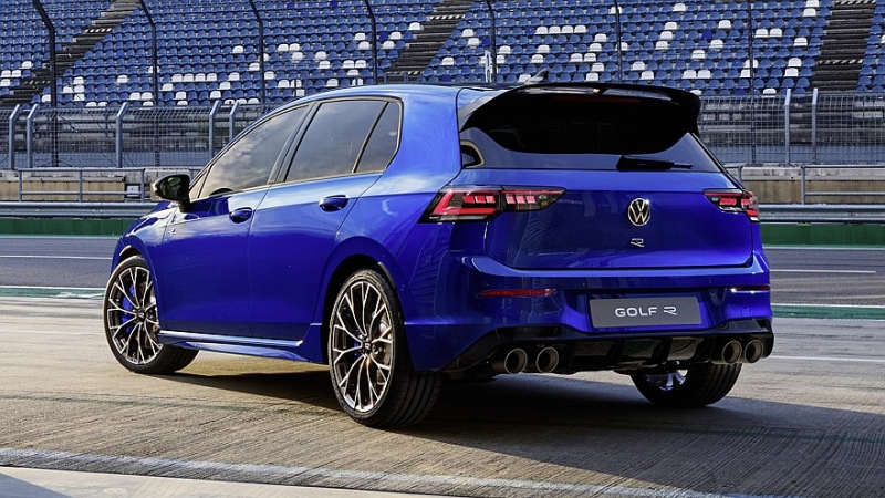 Toyota даст бой VW Golf R с помощью Corolla GRMN: первое изображение