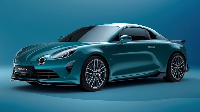 Бензиновый Alpine A110 вступает в последний год производства в новых версиях R 70 и GTS