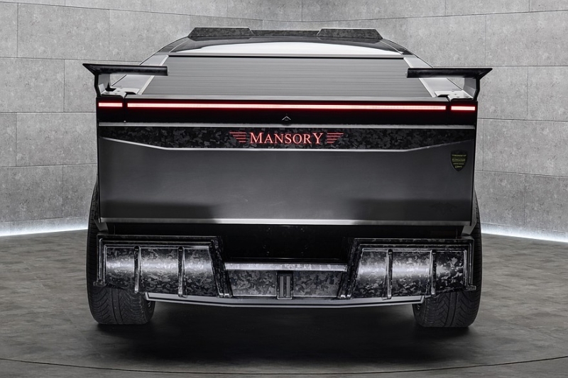 Страшный и ещё страшнее: ателье Mansory наконец-то добралось до Tesla Cybertruck